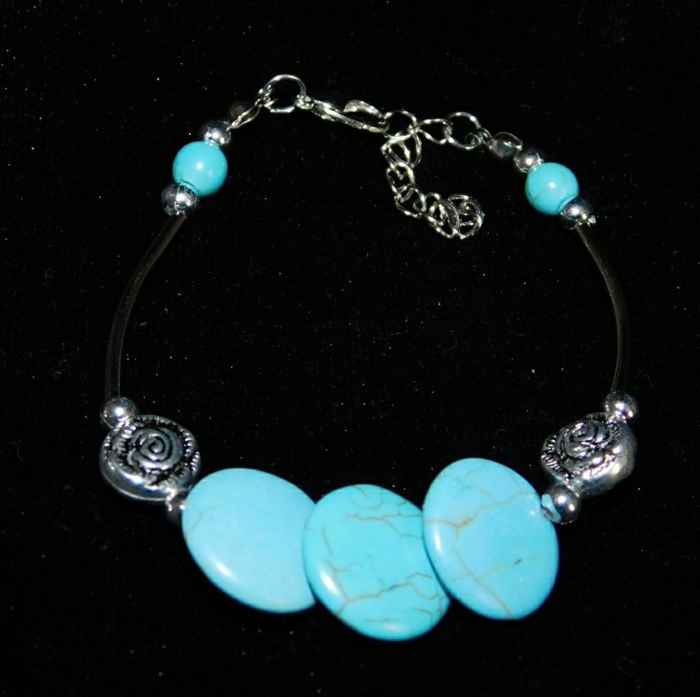 Tibet Silver turquoise beaded bracelet j